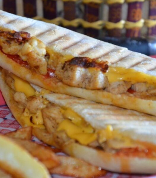 Panini au fromage et chawarma