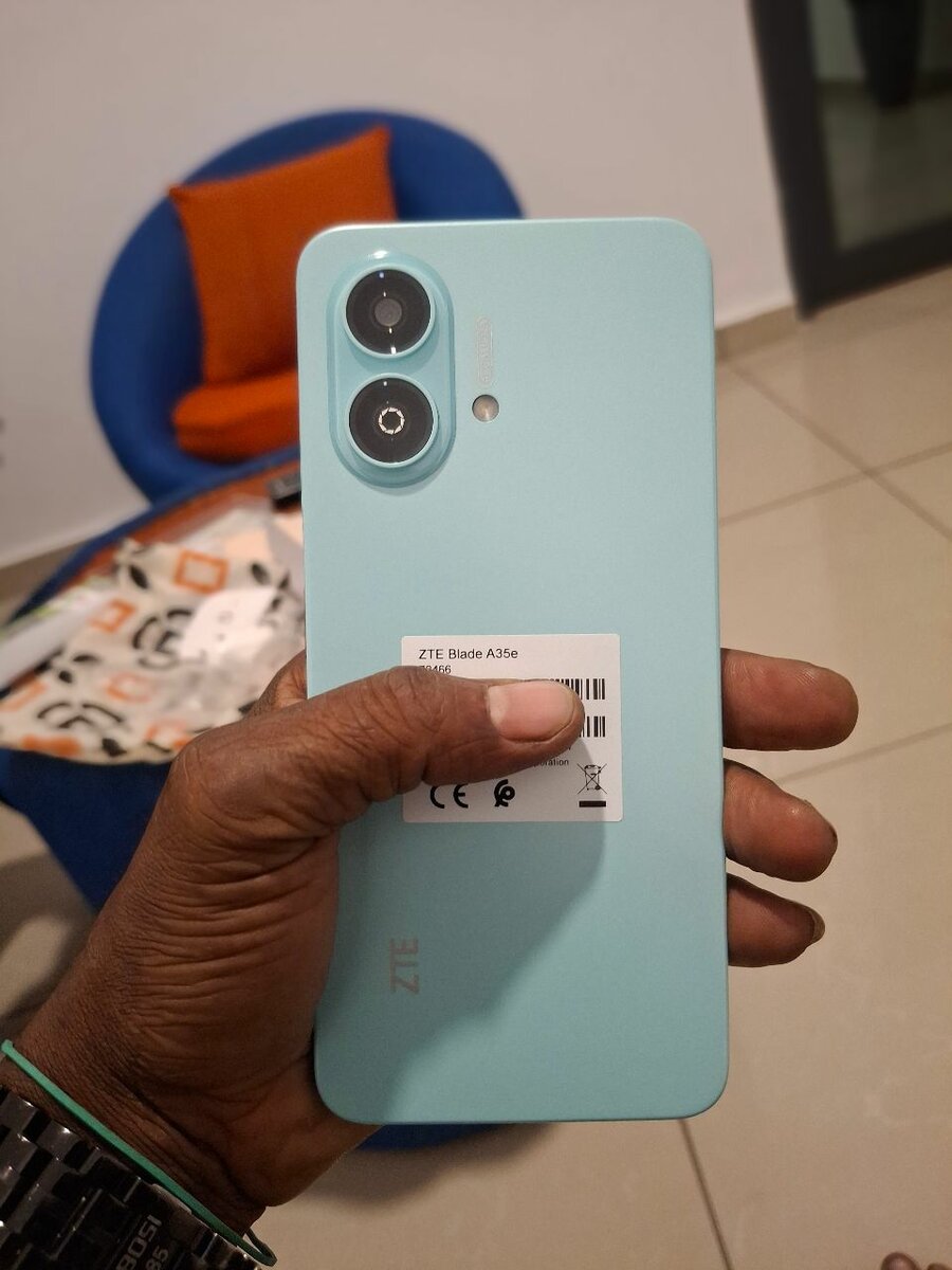 ZTE BLADE A35 E. 64GIGA/ 6 RAM