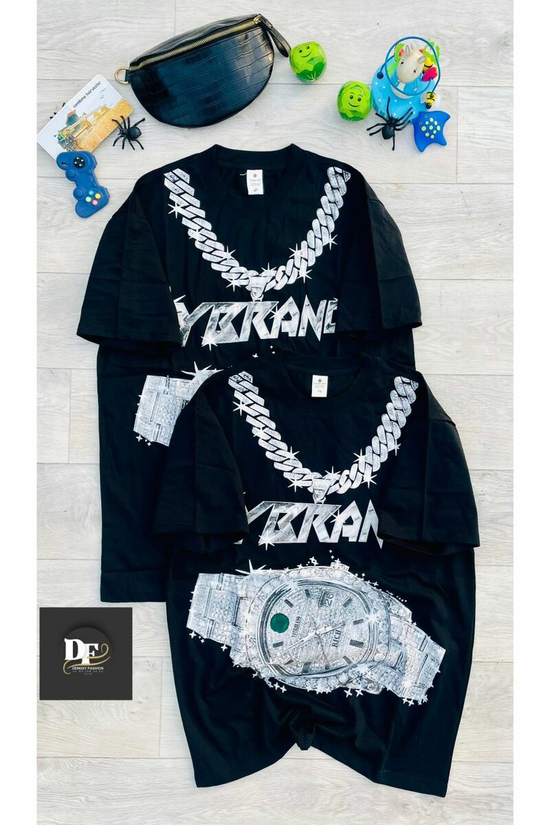 T-shirts modernes imprimés