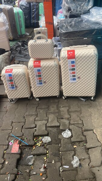 Set de Valises à Roulettes