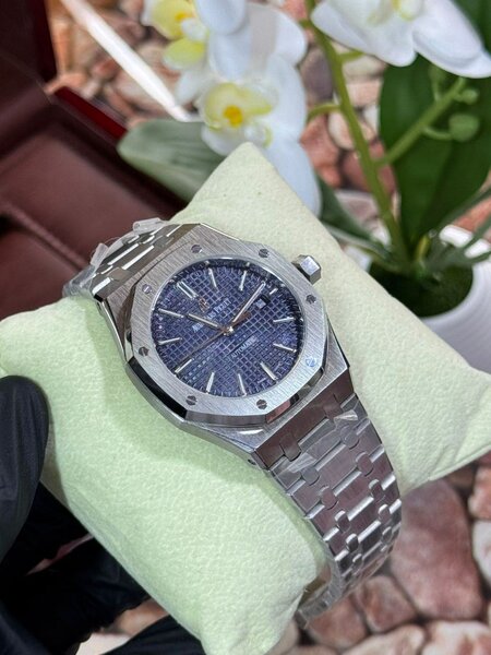 Montre Homme de Luxe en Acier