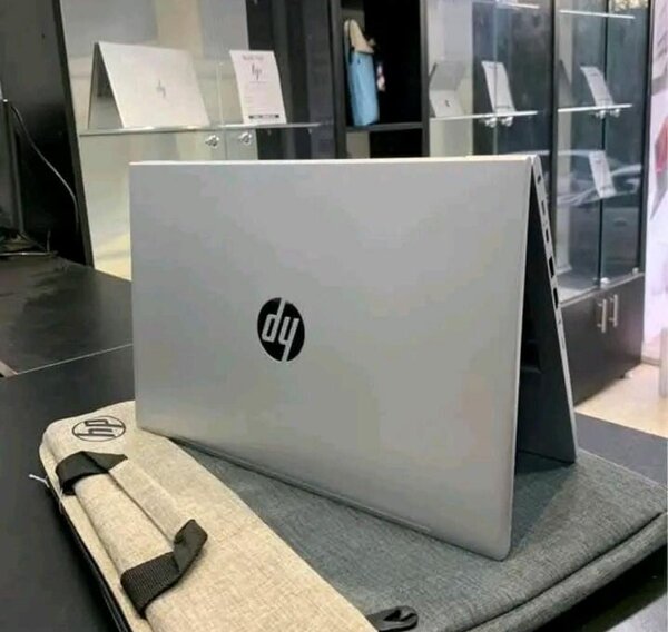 Ordinateur portable HP élégant