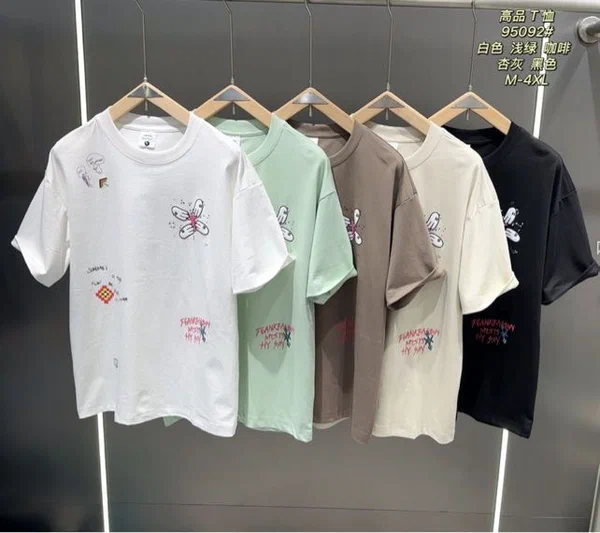 T-shirts graphiques multicolores