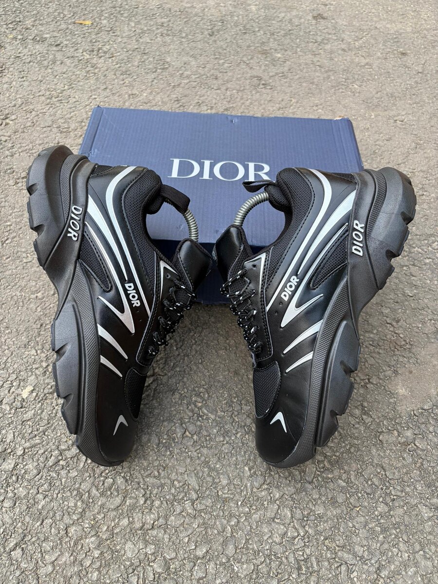 Dior B30