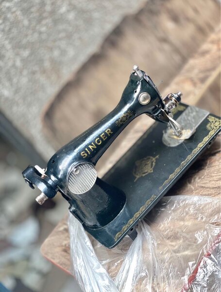 Machine à coudre vintage industrielle