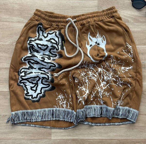 Shorts tendance disponible