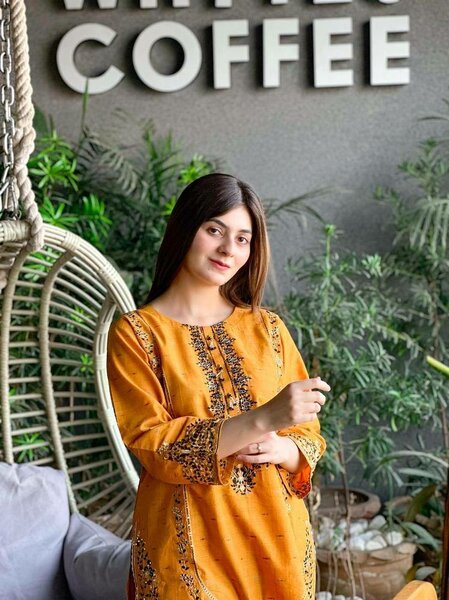 Lawn stitched 3 pc size ,m,L,   DC Free