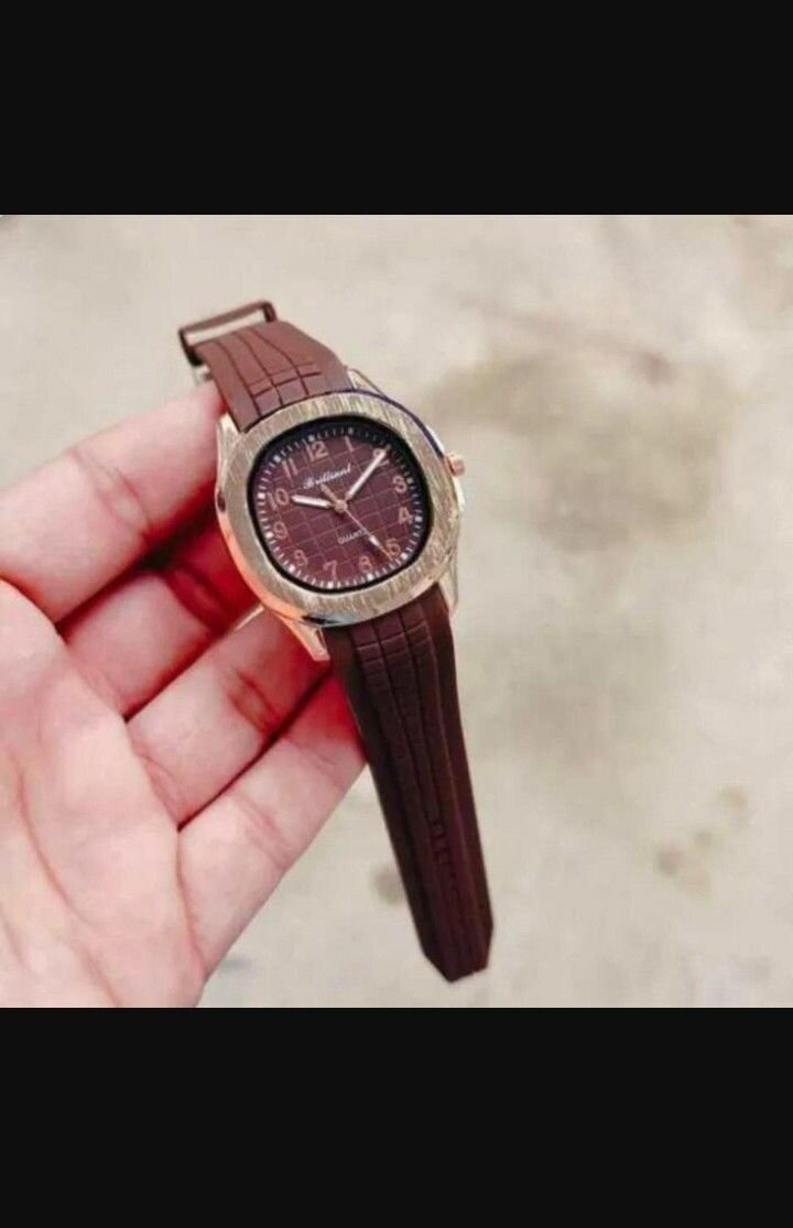 Men's analouge watch