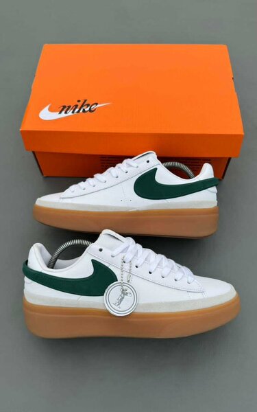 Baskets blanches Nike tendance