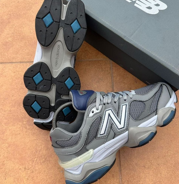 New Balance 9060’s - Panelled Low Top
