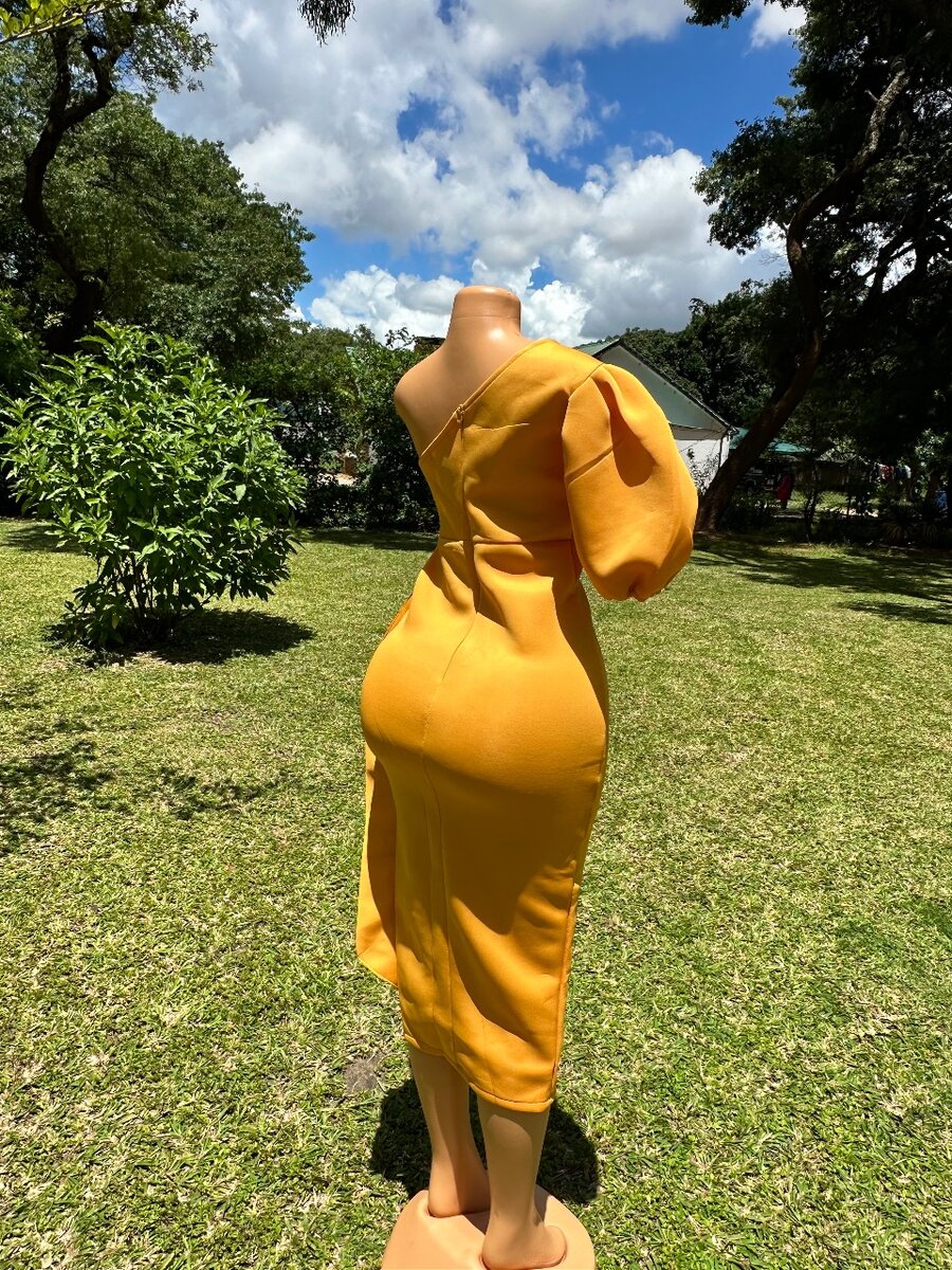 Yellow dress