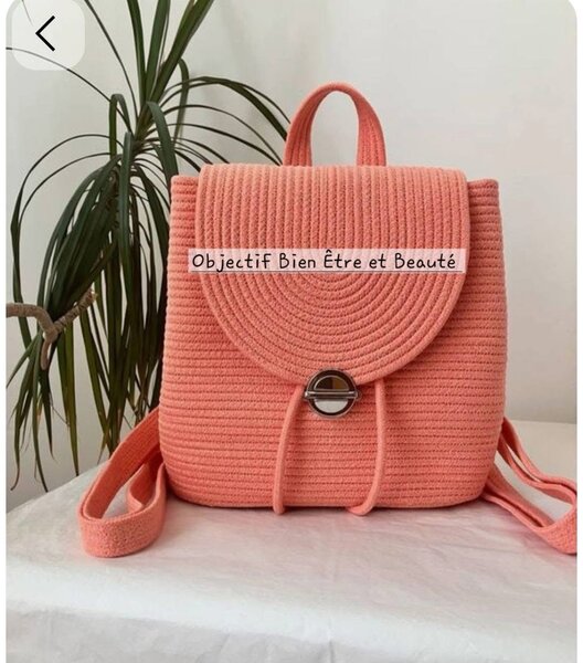 Sac à main tricoté élégant