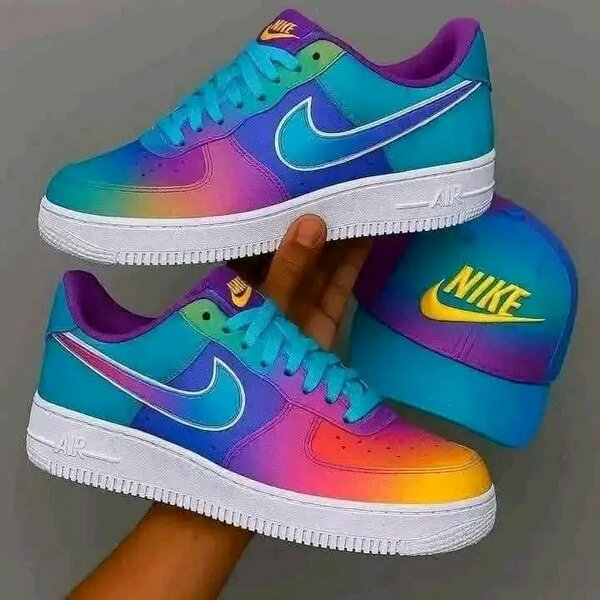 Baskets multicolores tendance