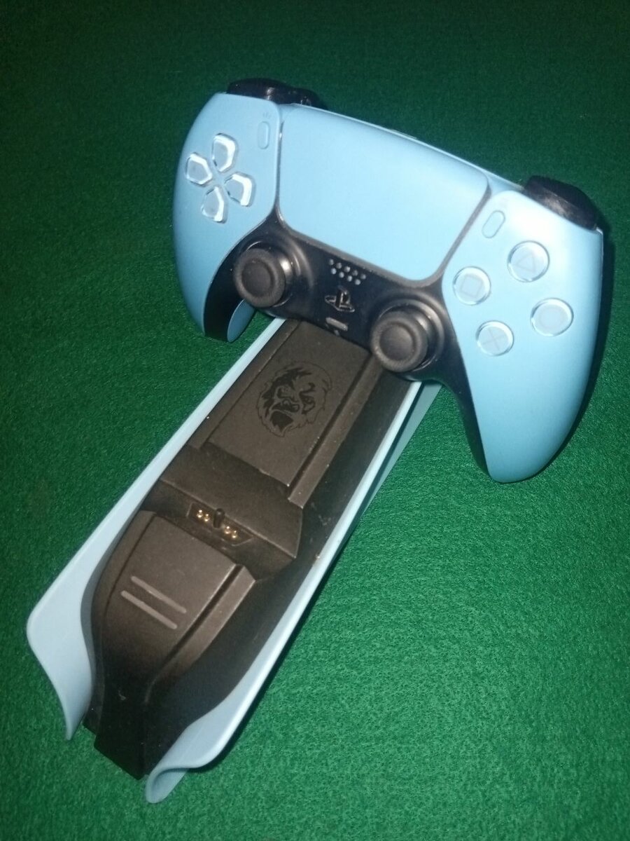PS5 controller