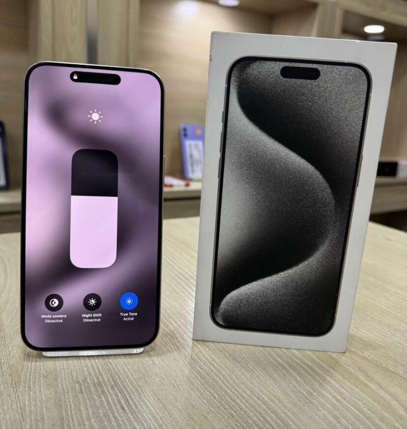 iPhone 15pro max 256Giga