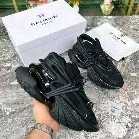Balmain Sneakers Modernes Unisex