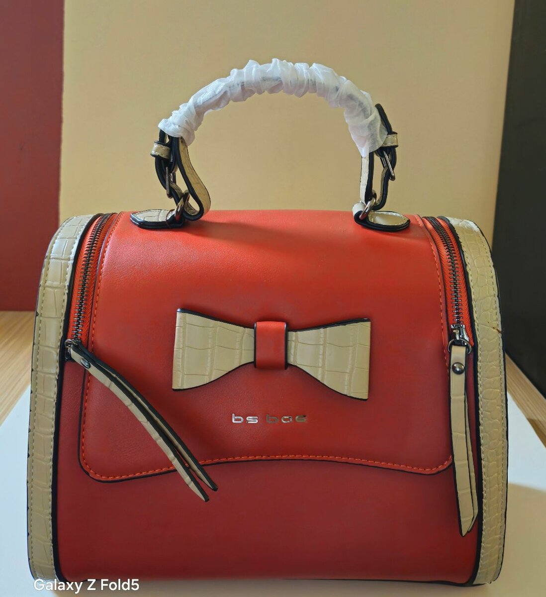 Sac à main élégant  femme