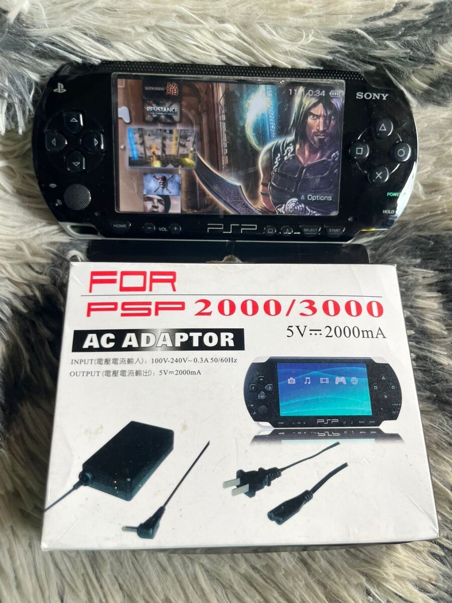 PSP Sony +  20 jeux installés