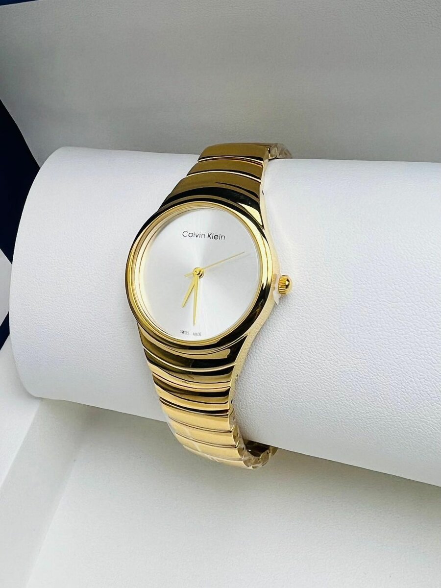 Montre  casio élégantes