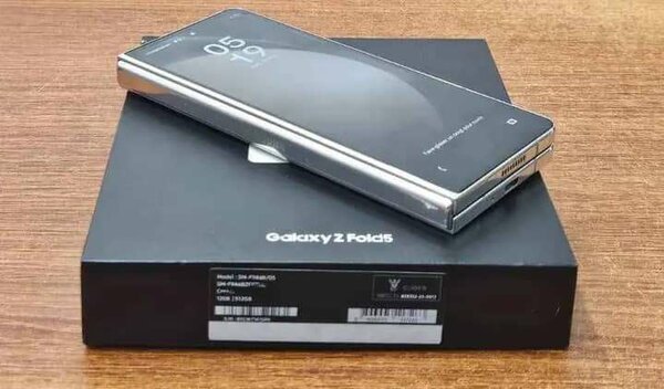 Samsung Galaxy Z Fold5