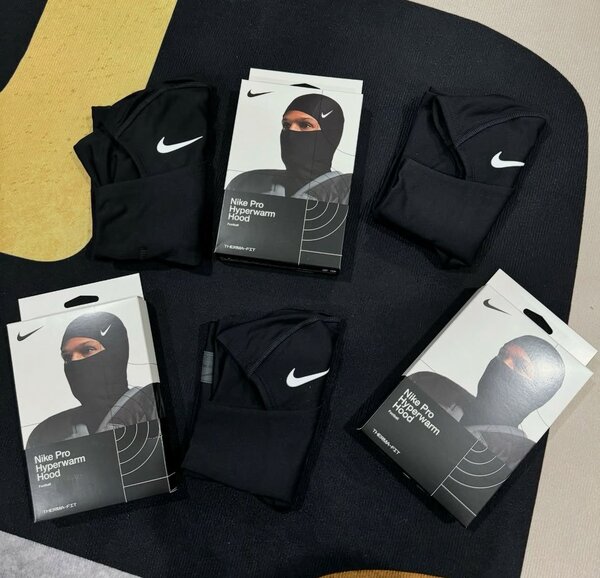 Nike Pro Hyperwarm Hood