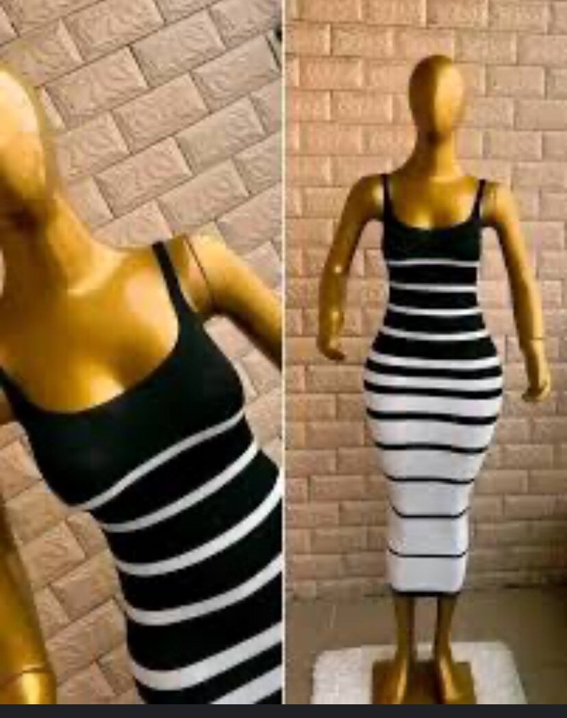 Robe Rayée Évasée Chic