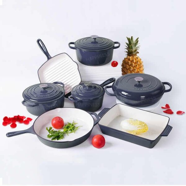 ORIGINAL CAST IRON COOKWARE