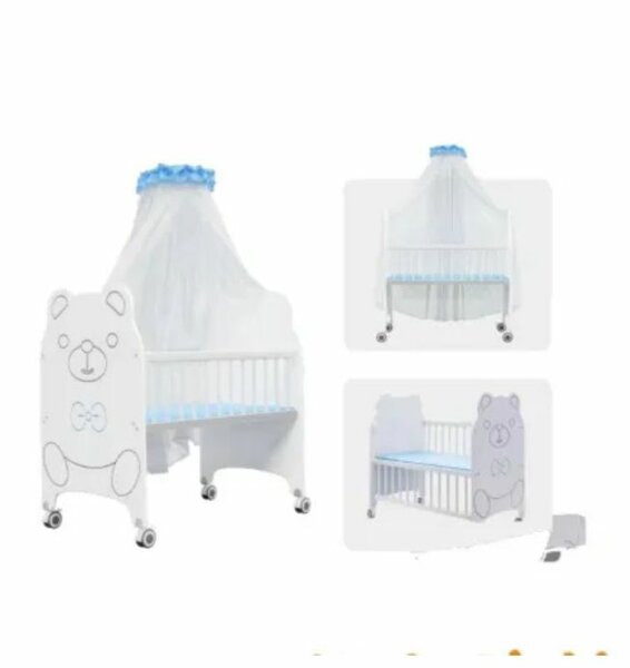 Lit de bébé avec matelas