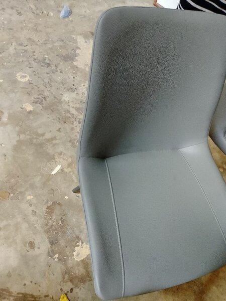 Chaise Moderne en Similicuir