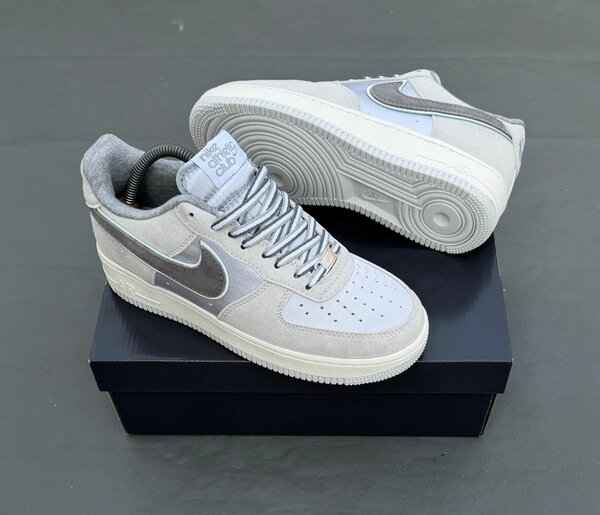 Nike Air Force 1 Gris