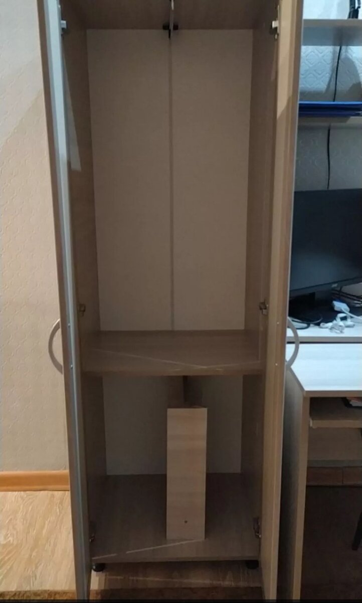 Продается стенка/шкаф для работы