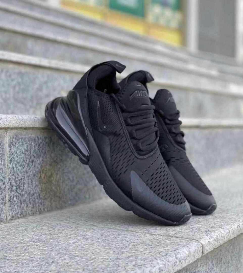 Nike 270