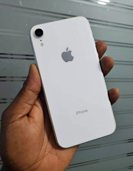 iPhone XR Blanc 64Go