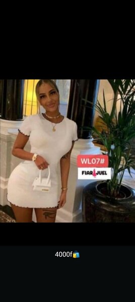 Robe blanche élégante