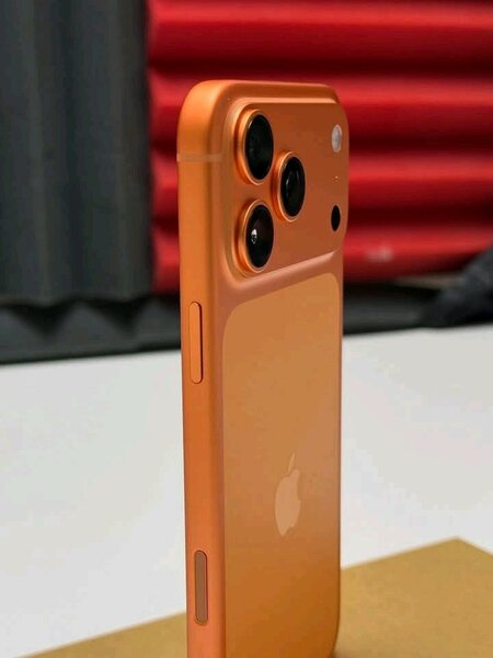 Coque de Protection Orange iPhone
