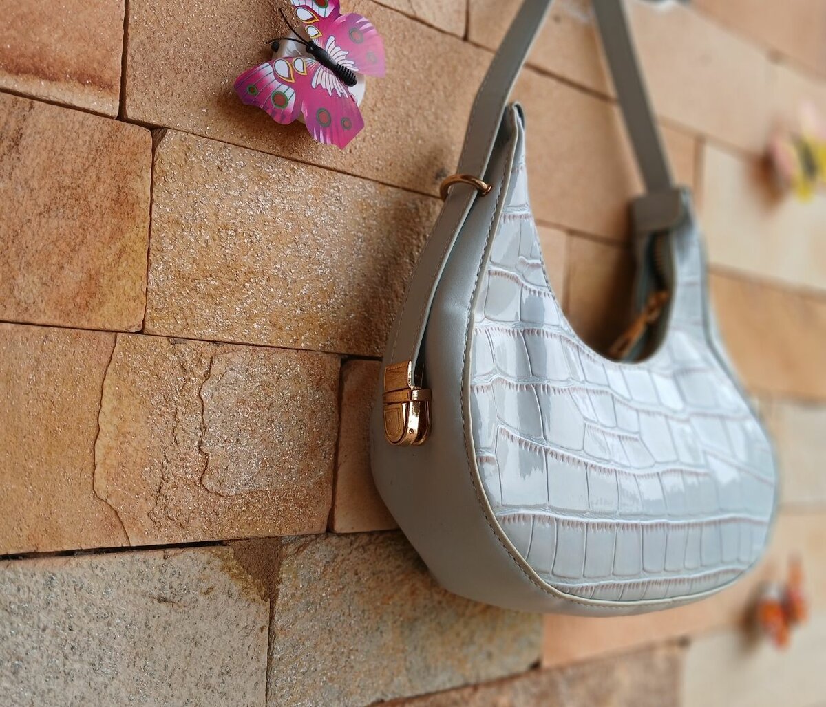 Classy shoulder bag