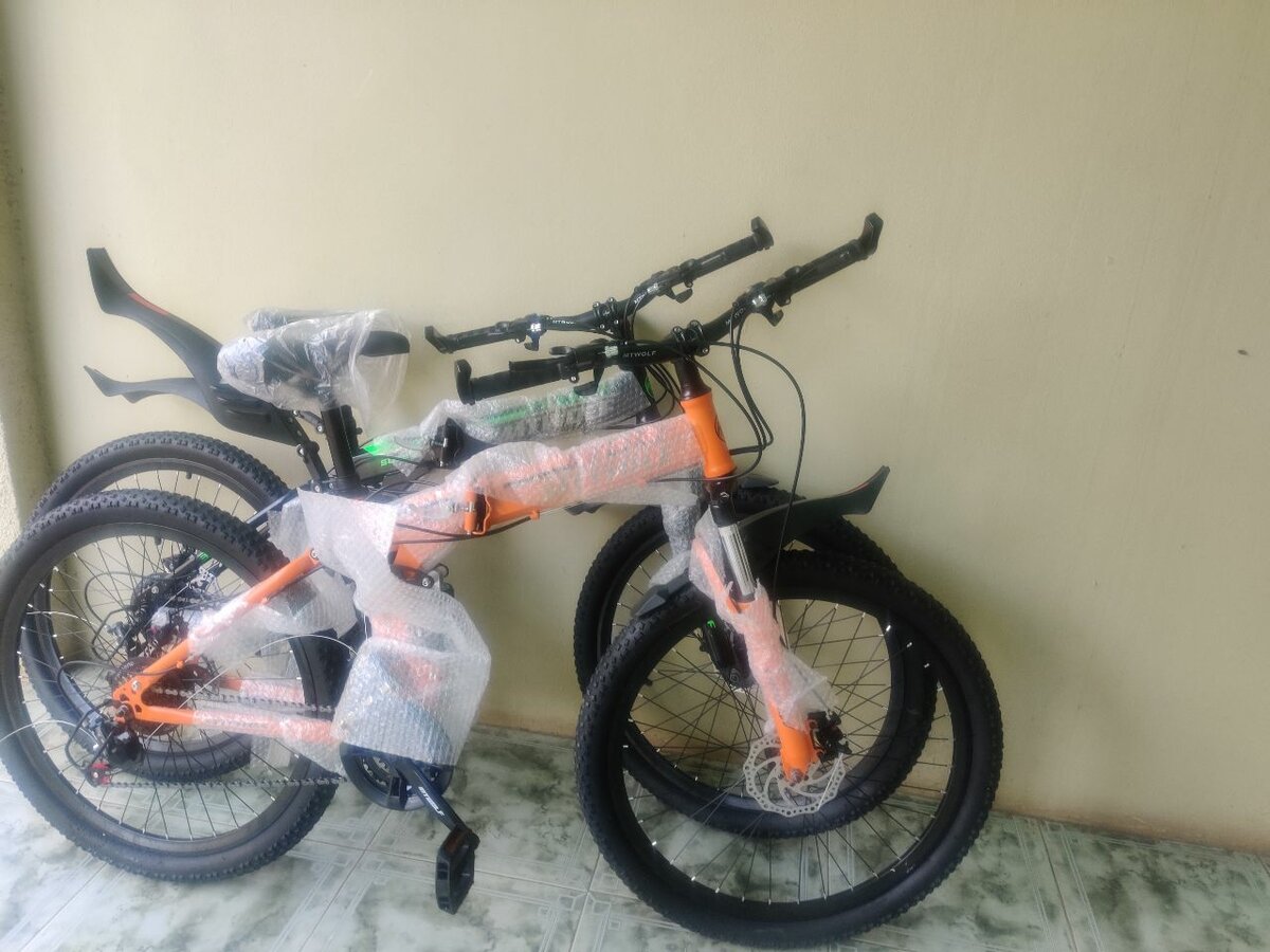 Mountain Bike: New, strong , durable