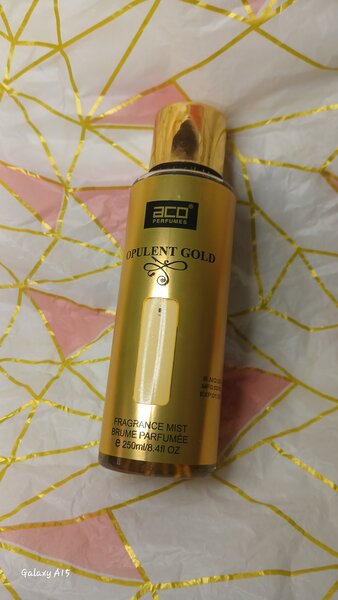 Opulence gold
