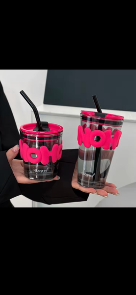 Gourde transparente avec poignée rose