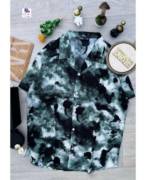 Chemise à motif abstrait