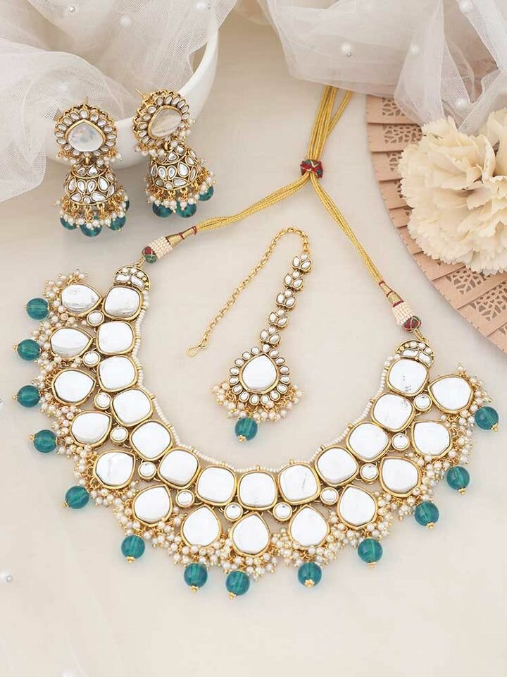 Kundan jewellery set