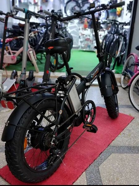 Vélo électrique pliant robuste