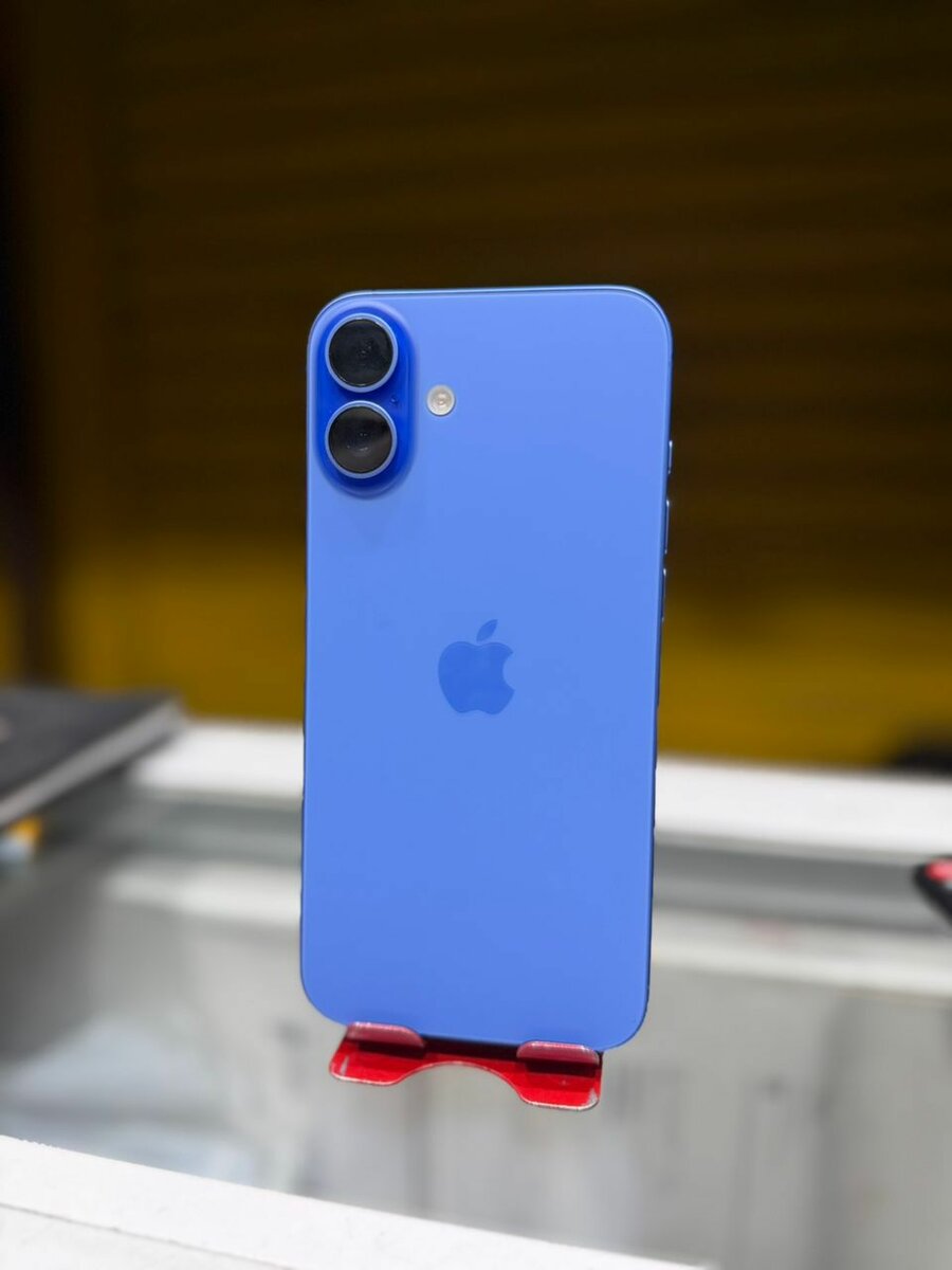 iPhone 16 plus 128Go