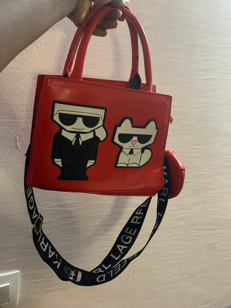 Sac cabas rouge élégant