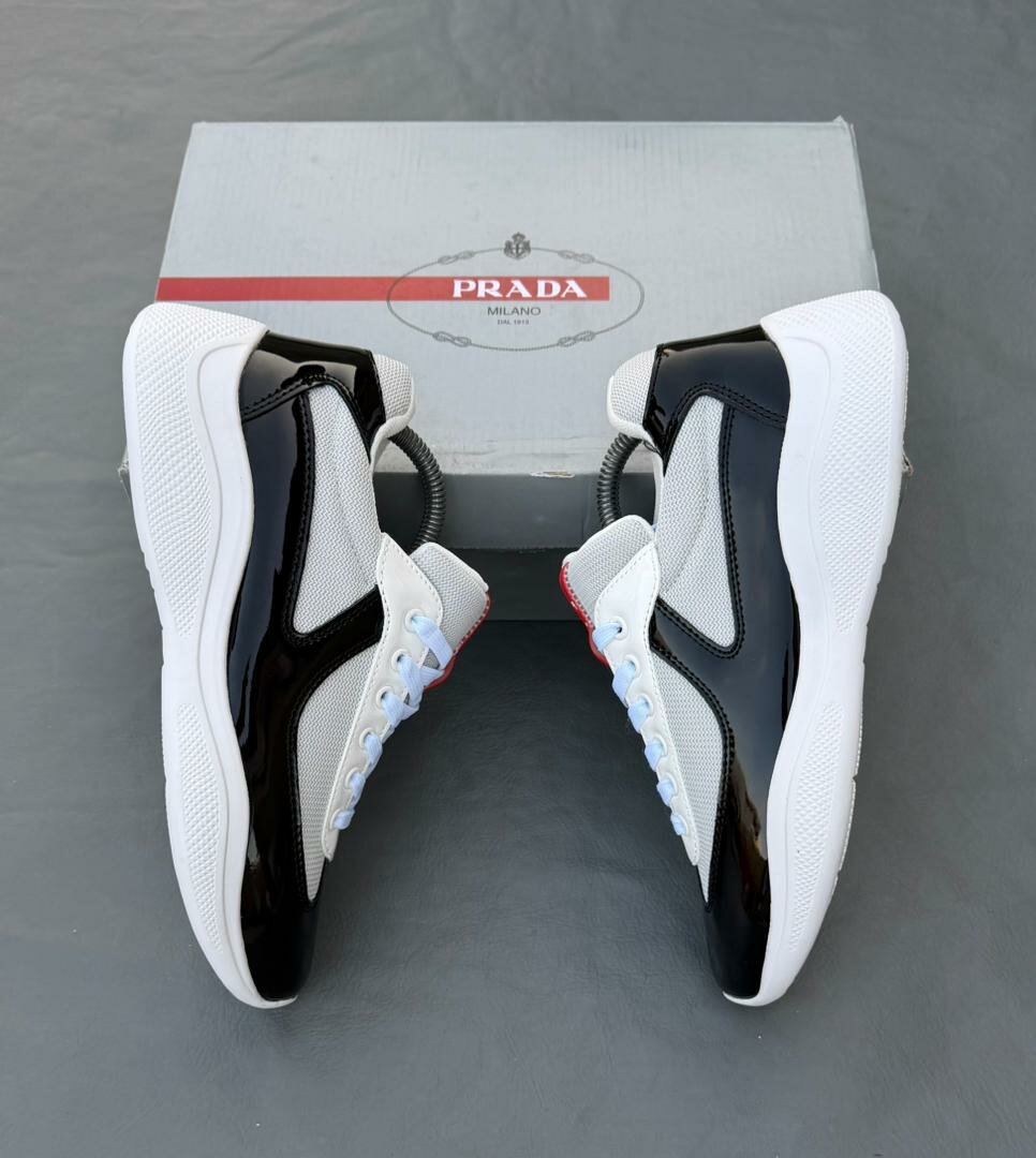 Baskets Prada élégantes