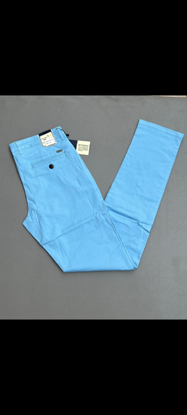 Pantalons chinos colorés homme