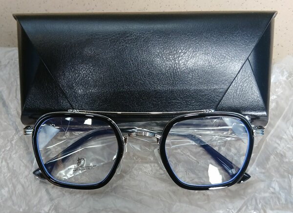 Lunettes anti-lumière bleue