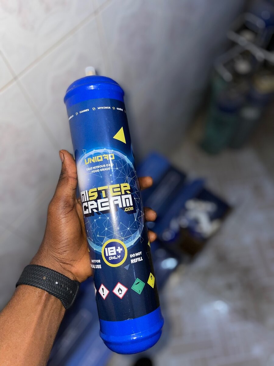 Balloon gas/laughing gas