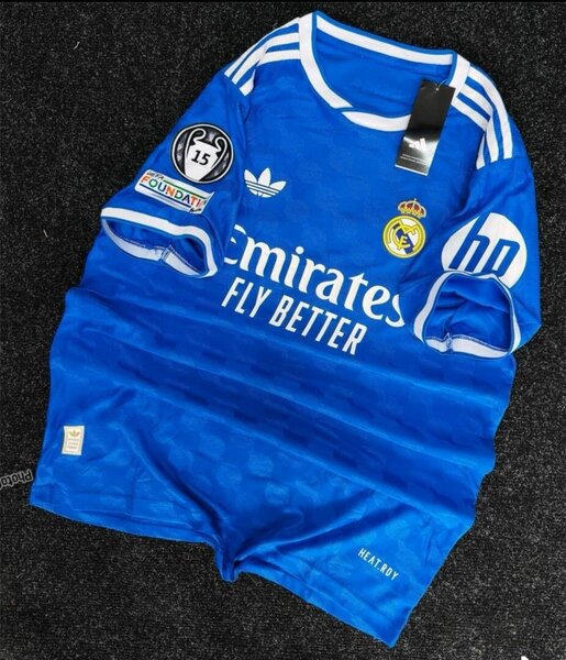 Maillot bleu Real Madrid