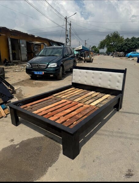 Lit double moderne bois